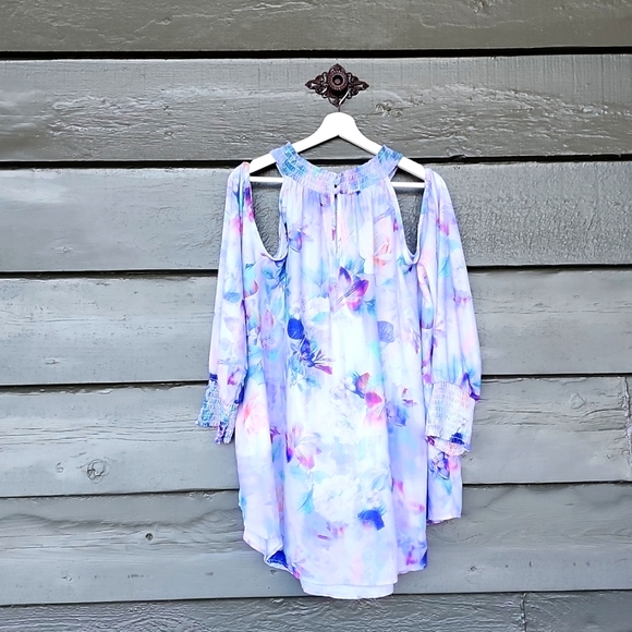 TORRID Top - Picture 8 of 12